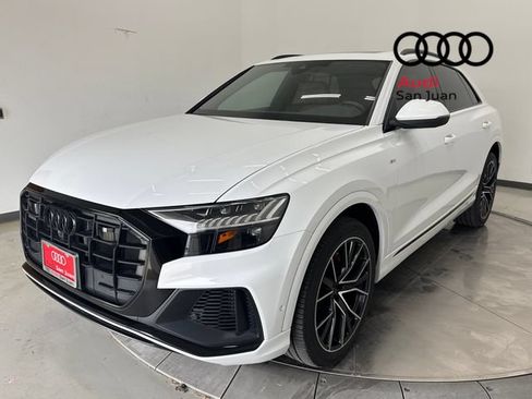 Used 2023 Audi Q8 Premium Plus w/ Premium Plus Package AWD/4WD image 3