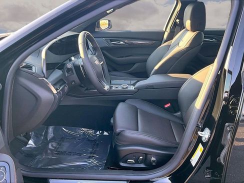 Used 2025 Cadillac CT5 V image 21