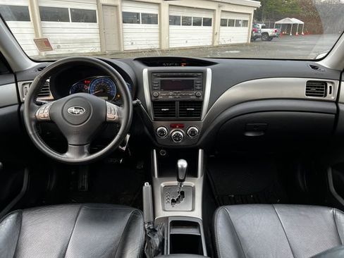 Used 2009 Subaru Forester 2.5X Limited image 10