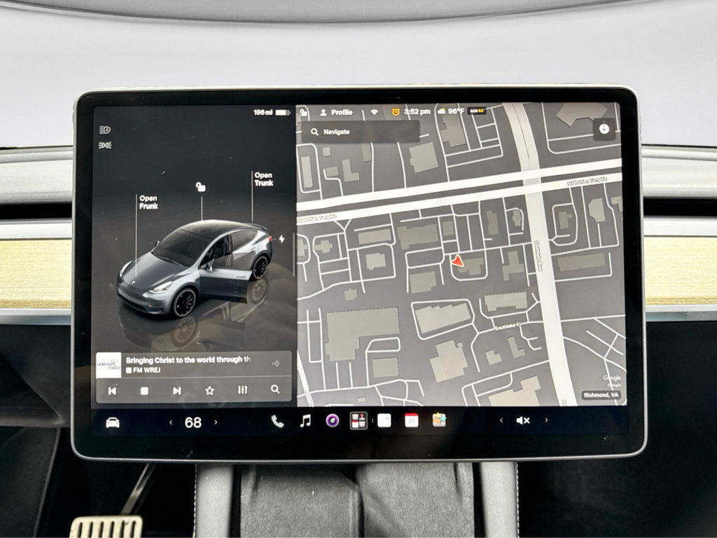 Used 2022 Tesla Model Y Performance AWD/4WD image 8