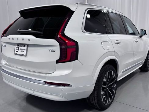 New 2026 Volvo XC90 T8 Ultra w/ Protection Package Premier AWD/4WD image 6