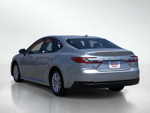 Certified 2025 Toyota Camry LE FWD image 4