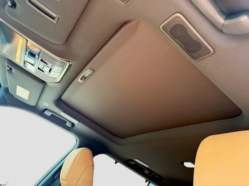 New 2026 Lexus LX 700h Luxury image 25