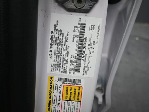 Used 2019 Ford Fusion SE image 9