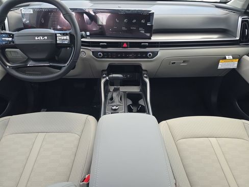 New 2026 Kia Sorento S FWD image 14