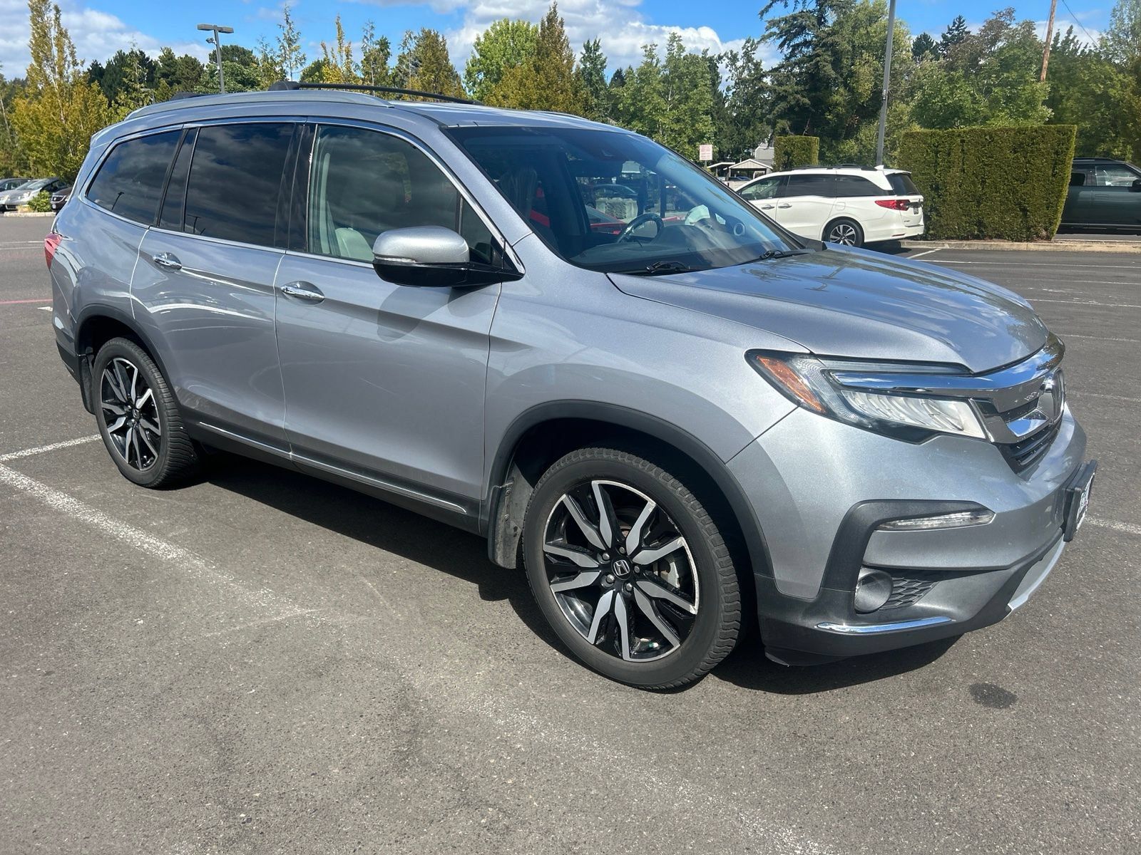Used 2019 Honda Pilot Touring image 3
