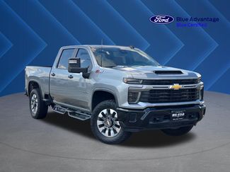 Used 2024 Chevrolet Silverado 2500 Custom w/ Custom Value Package AWD/4WD video 1