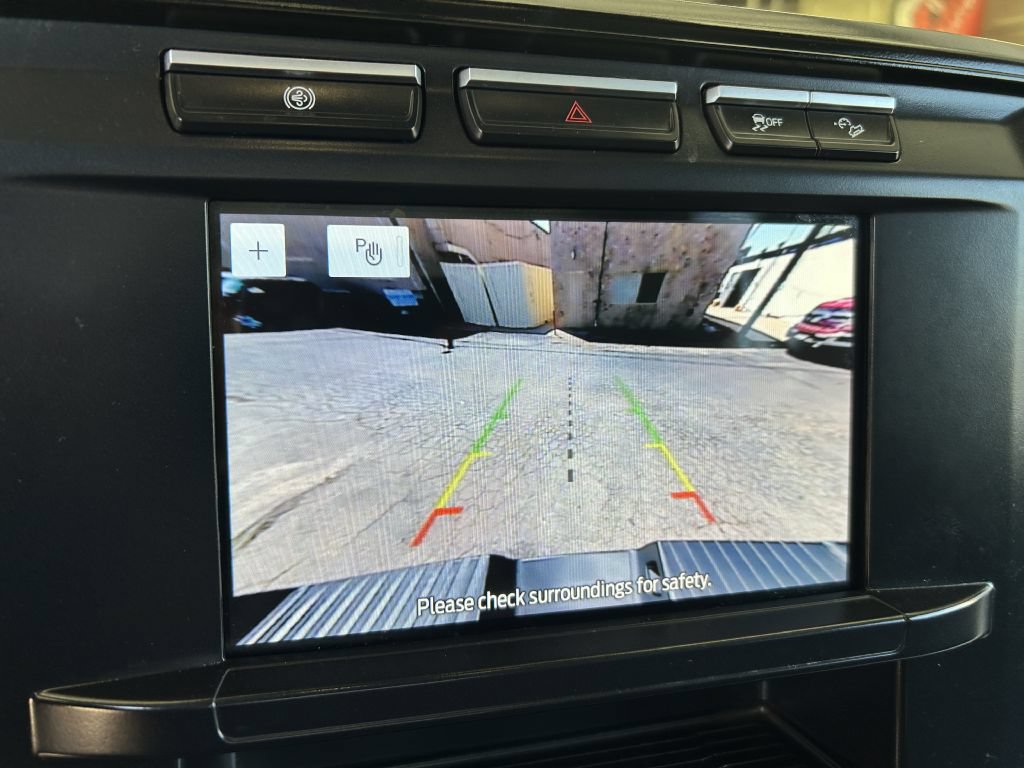 Used 2024 Ford F250 XLT w/ FX4 Off-Road Package AWD/4WD image 12