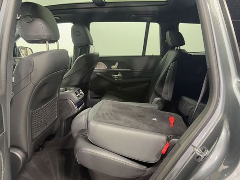 Certified 2025 Mercedes-Benz GLS 450 4MATIC image 26