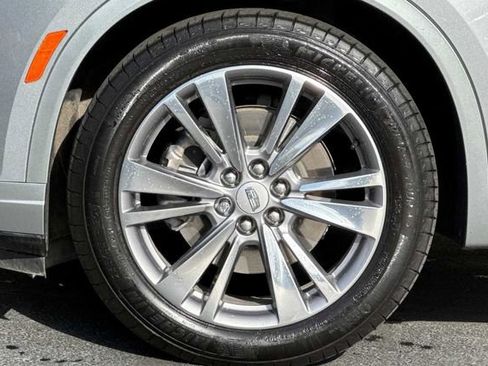 Certified 2025 Cadillac XT6 Premium Luxury image 26