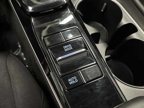 Used 2023 Hyundai Sonata SE image 19