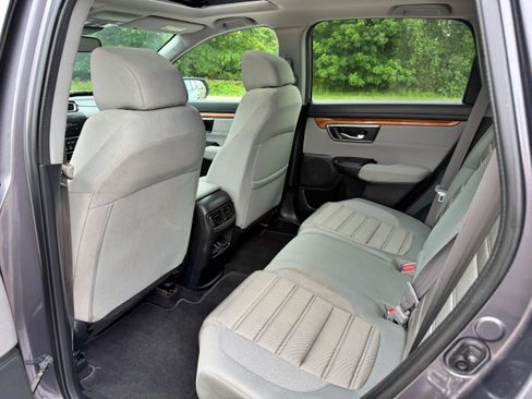 Used 2018 Honda CR-V EX image 19