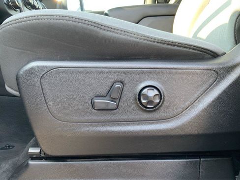 Used 2021 RAM 1500 Big Horn AWD/4WD image 19