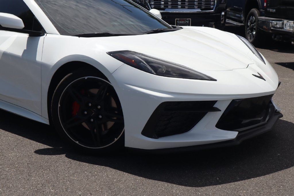 Used 2022 Chevrolet Corvette Stingray Coupe RWD image 7