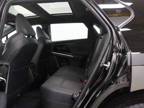 Used 2023 Toyota bZ4X XLE image 18