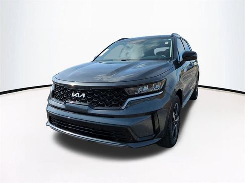 Used 2023 Kia Sorento S image 9