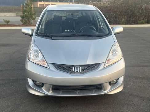 Used 2011 Honda Fit Sport image 3