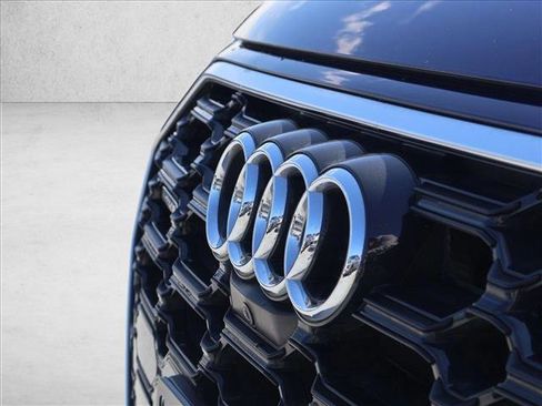 Used 2023 Audi Q5 2.0T Premium Plus w/ Premium Plus Package AWD/4WD image 30