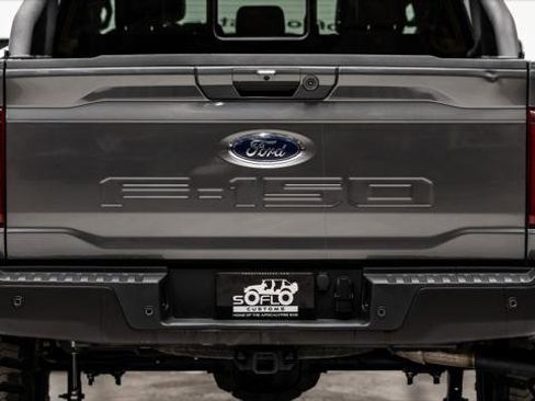 Used 2025 Ford F150 Lariat w/ Equipment Group 501A Mid image 12