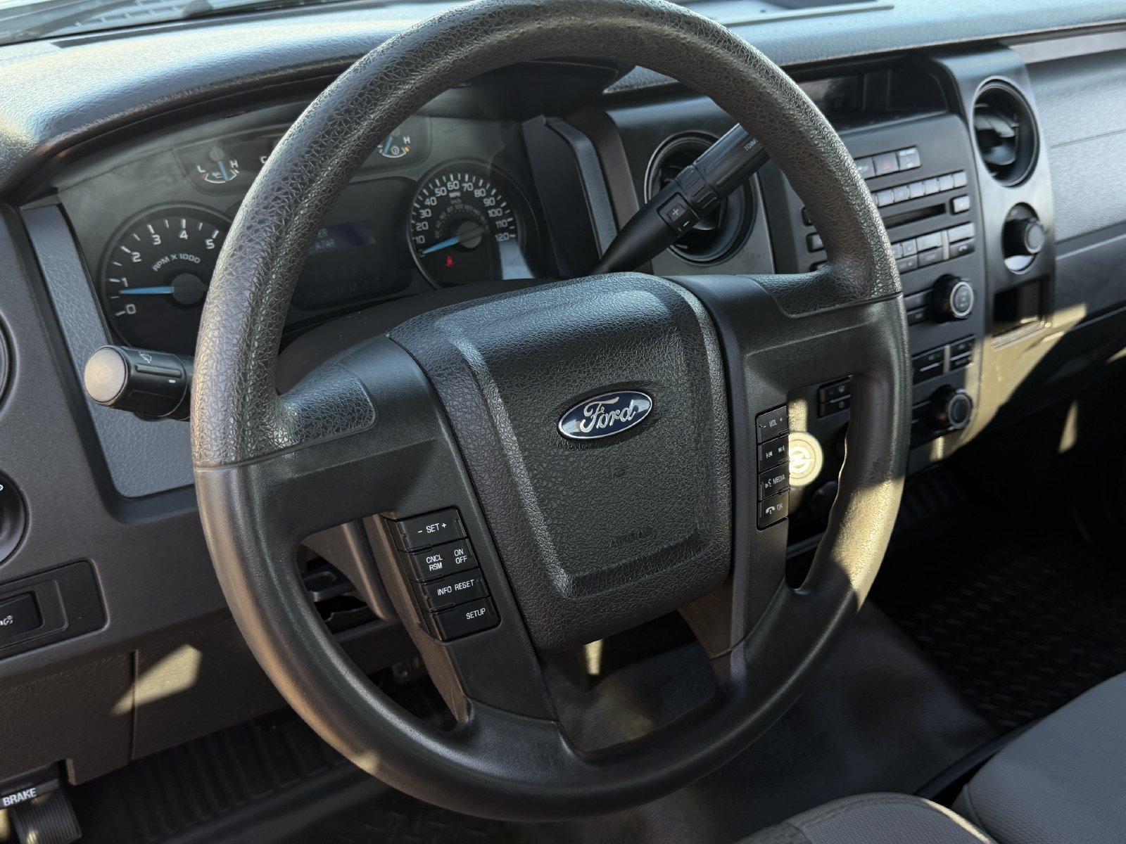 Used 2014 Ford F150 XL w/ Equipment Group 101A Mid RWD image 14