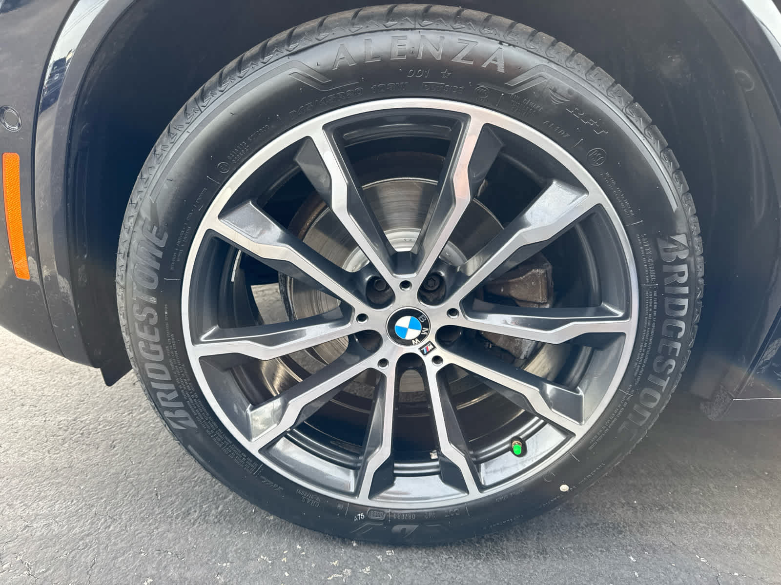 Used 2022 BMW X4 xDrive30i w/ M Sport Package 2 AWD/4WD image 11