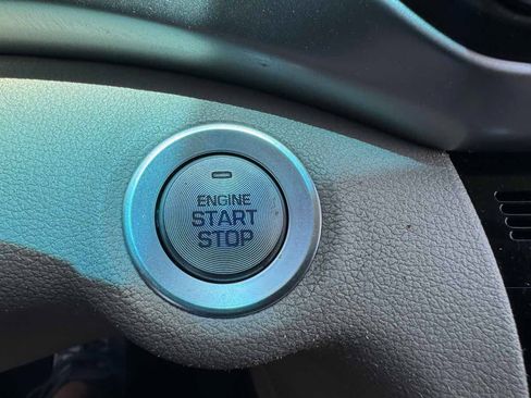 Used 2020 Hyundai Elantra Value Edition w/ Cargo Package (C1) FWD image 29