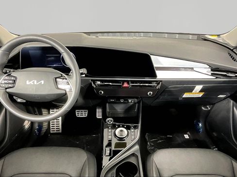 New 2026 Kia Niro Wave FWD image 10