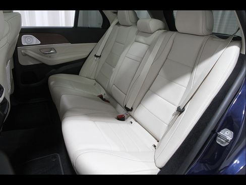 Used 2021 Mercedes-Benz GLE 350 4MATIC image 20