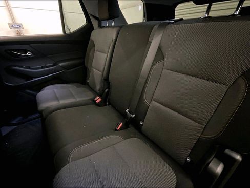 Used 2019 Chevrolet Traverse LT image 25