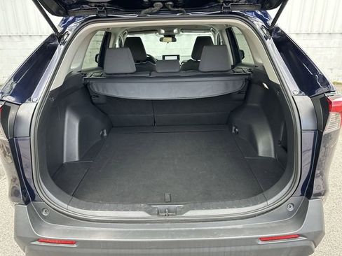Used 2024 Toyota RAV4 XLE AWD/4WD image 21