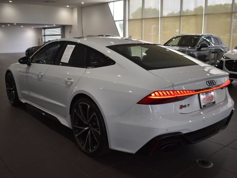 Used 2022 Audi RS 7 Sportback AWD/4WD image 5
