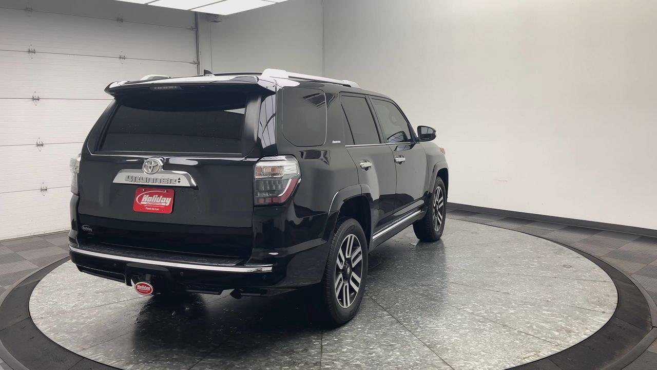 Used 2017 Toyota 4Runner Limited AWD/4WD image 40