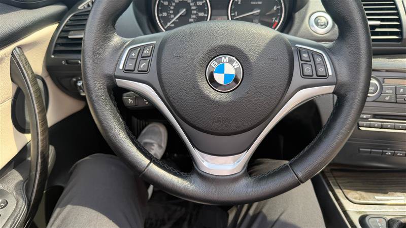 Used 2013 BMW 128i Convertible RWD image 16