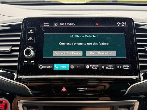 Used 2025 Honda Ridgeline Black Edition image 23