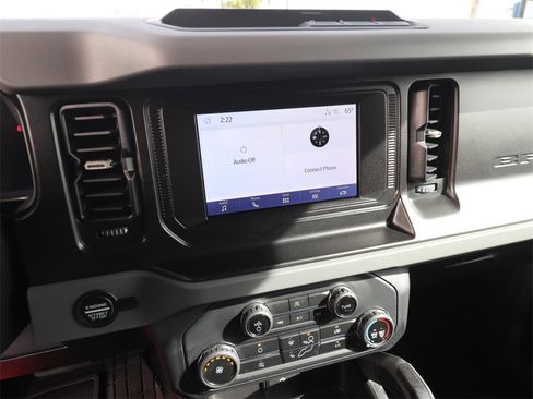 Used 2021 Ford Bronco Big Bend image 18