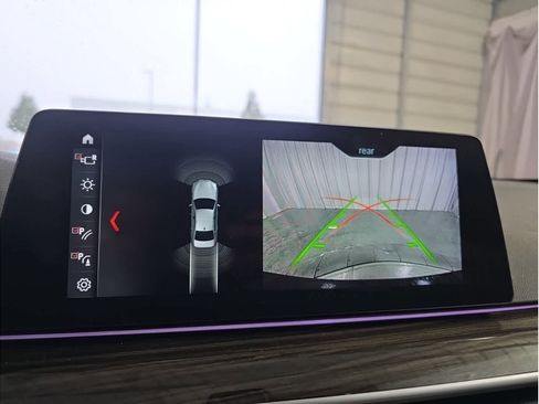 Used 2018 BMW 530i image 22