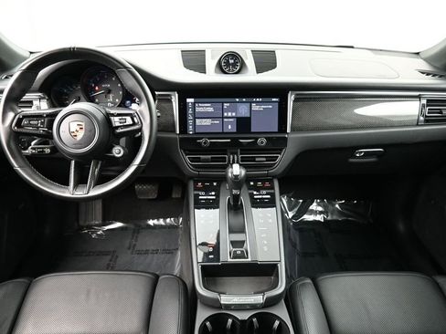 Certified 2024 Porsche Macan GTS AWD/4WD image 6