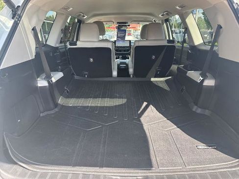 Used 2024 Toyota Grand Highlander AWD image 28
