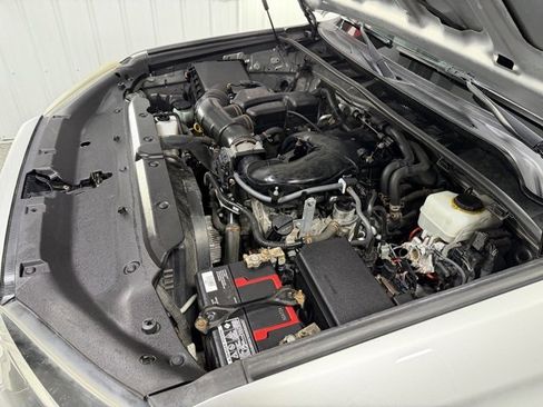 Used 2014 Toyota 4Runner SR5 image 26