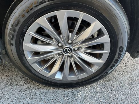 Used 2025 MAZDA CX-90 3.3 Turbo w/ Preferred Package image 44