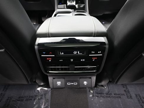 Used 2023 Acura MDX w/ Advance Package AWD/4WD image 37