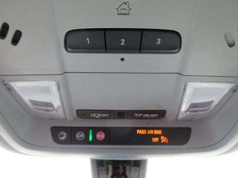 Certified 2020 Chevrolet Blazer LT FWD image 29