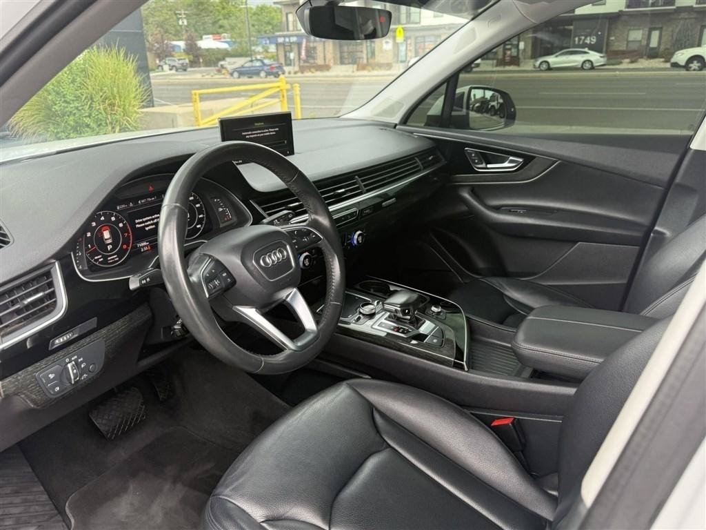 Used 2019 Audi Q7 3.0T Premium Plus w/ Premium Plus Package AWD/4WD image 18