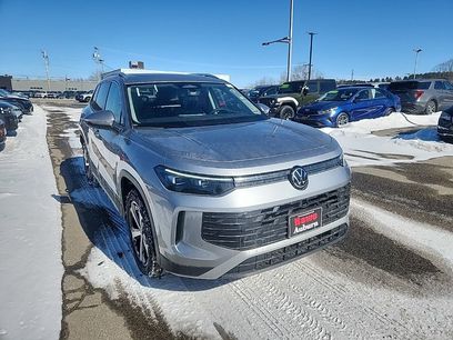 New 2026 Volkswagen Tiguan SE