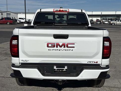 Used 2026 GMC Canyon AT4 image 5