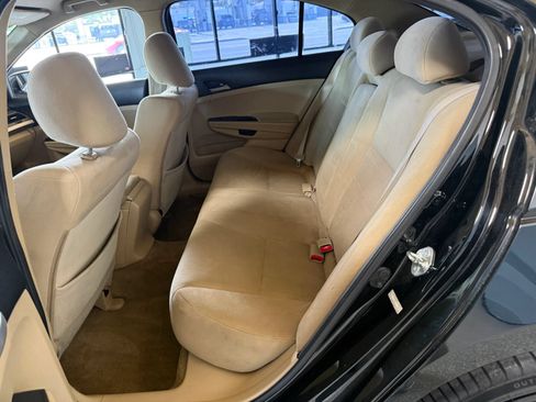 Used 2011 Honda Accord LX-P image 10
