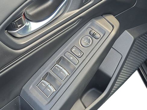 Used 2024 Honda Accord EX-L image 10