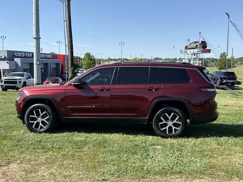 Used 2023 Jeep Grand Cherokee L Limited AWD/4WD image 11