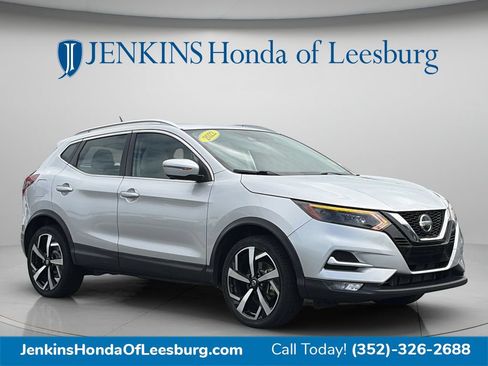 Used 2022 Nissan Rogue Sport SL w/ Premium Package AWD/4WD image 1