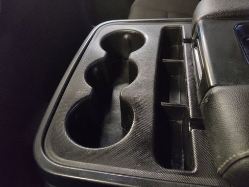 Used 2019 Chevrolet Silverado 1500 LT image 26